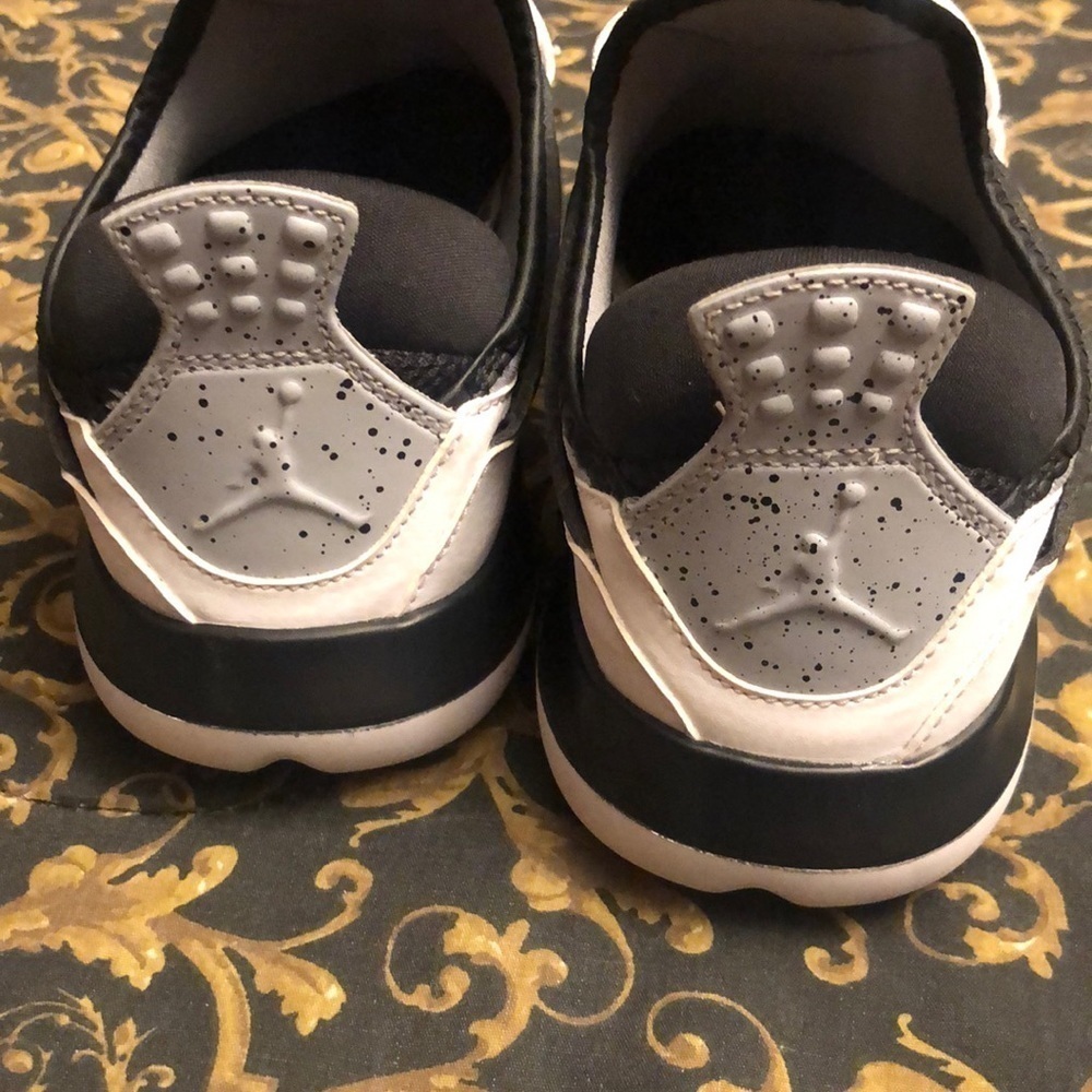 Jordan shoes - Picture 3 of 8